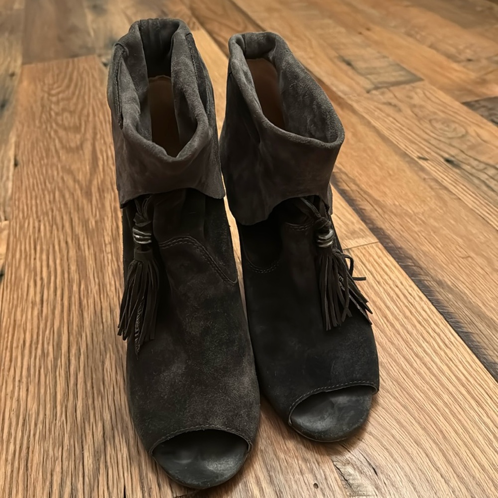 Sigerson Morrison Grey Suede Heels